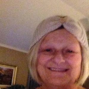 Meet your Posher, Jeanette